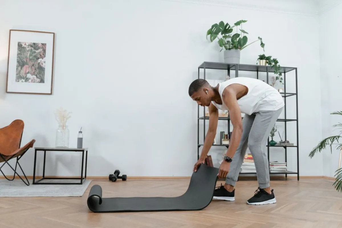 Séance d’entraînement dans un petit espace, Sport a la Maison